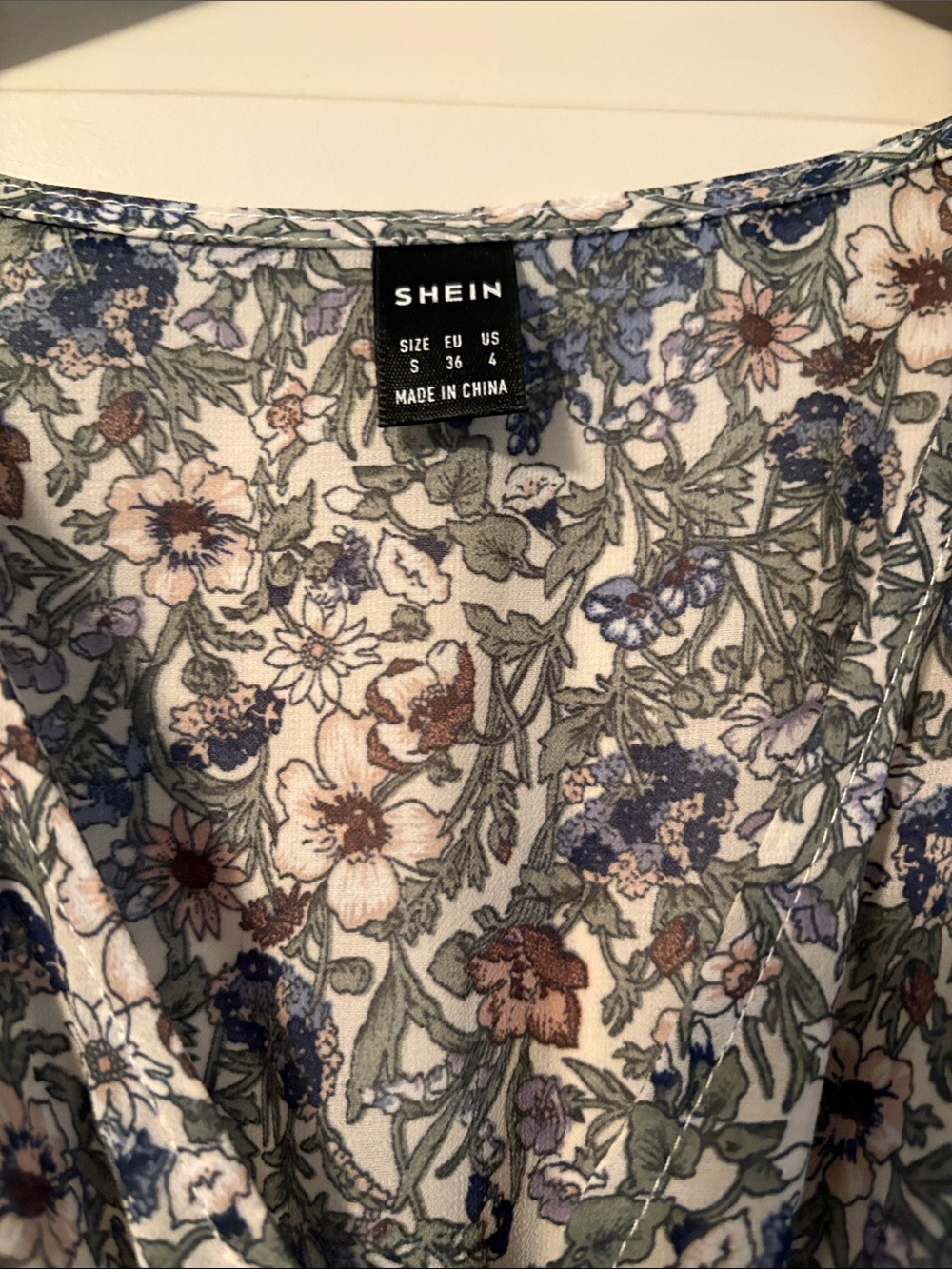 SHEIN Neutral Floral Maxi Dress with Smocked Waist - Picture 2 of 3